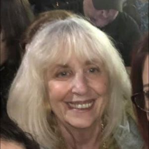 Meet your Posher, Lynn h.